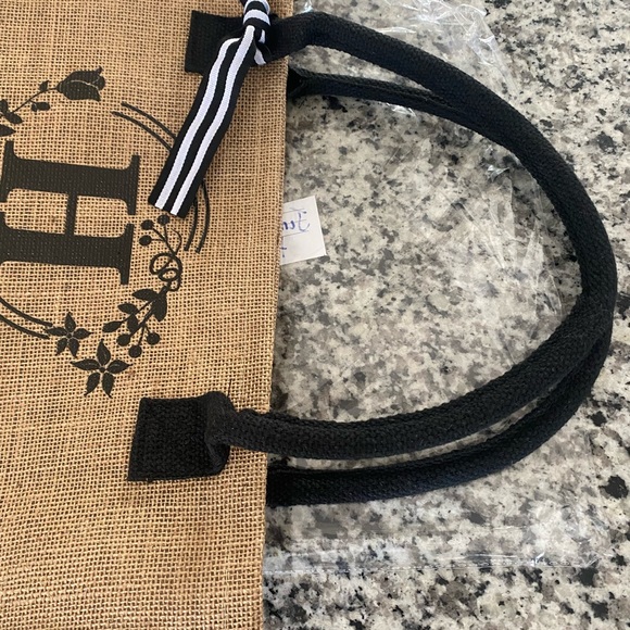 Letter Embroidered Jute Satchel Bag Large - Picture 4 of 9